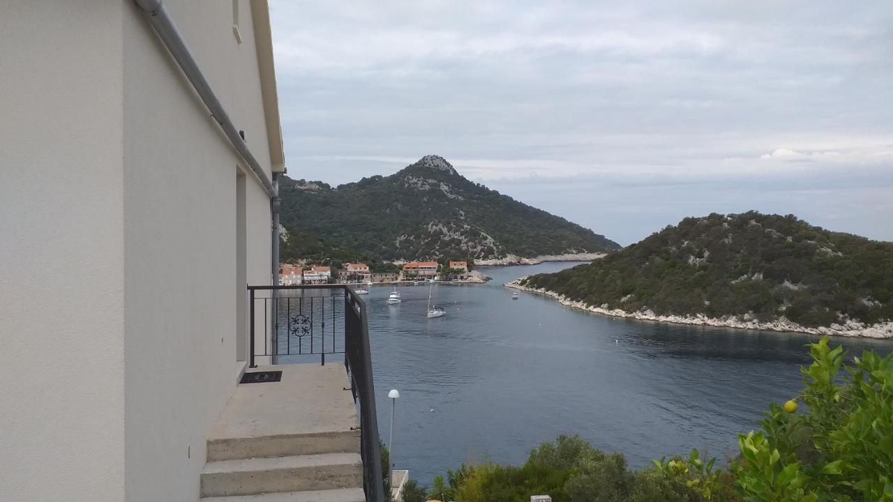 Apartman Karla Lastovo Exterior foto
